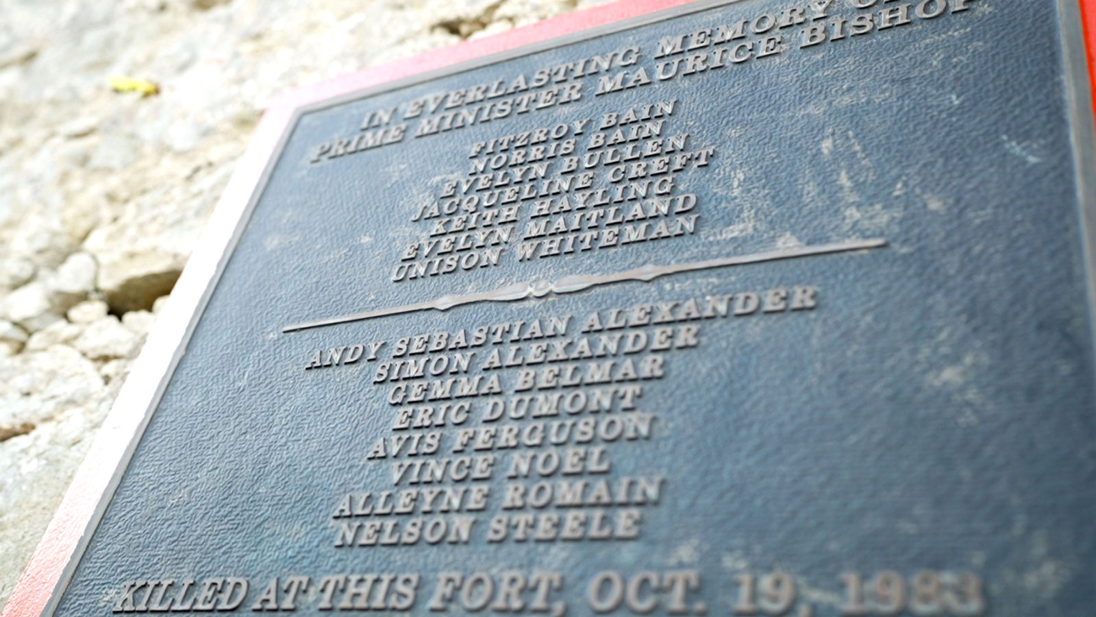 Commemorative plaque for Prime Minister Maurice Bishop and his ministers who were executed at Fort George in Grenada on Oct 19, 1983 (IBW21/File Photo)