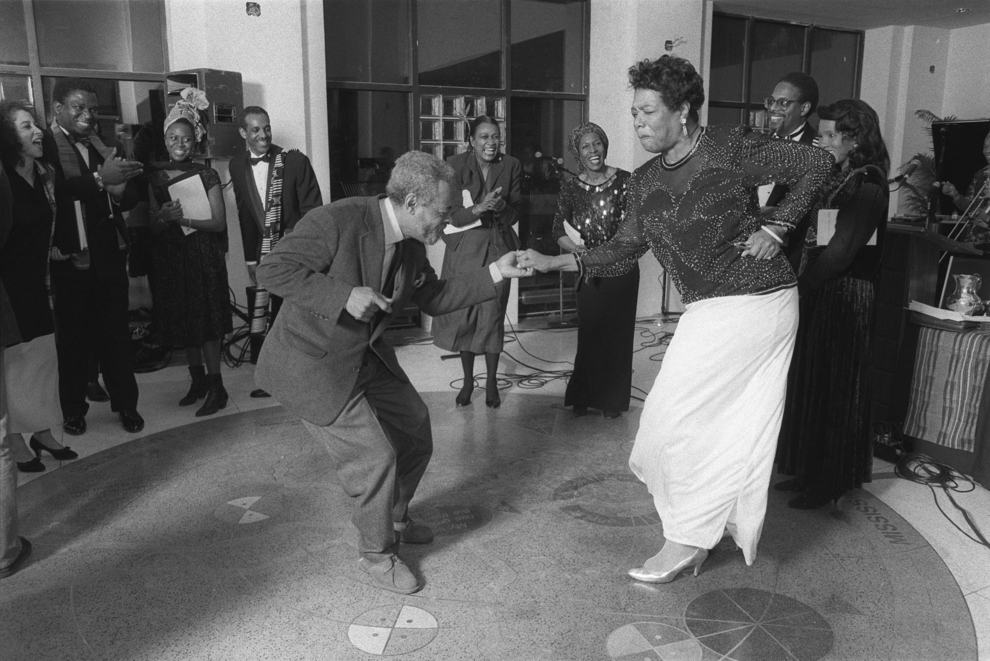 The Story Behind This Beautiful Photo Of Maya Angelou And Amiri Baraka Dancing