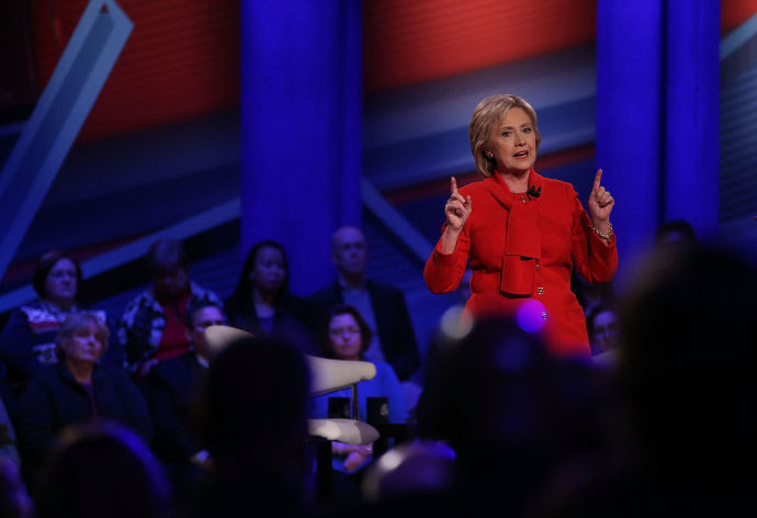 Hillary Clinton and Bernie Sanders Clash Over Poetry and Prose