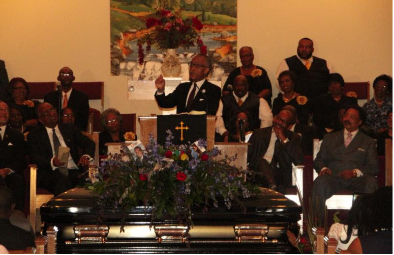 Sharpton Eulogizes George Curry