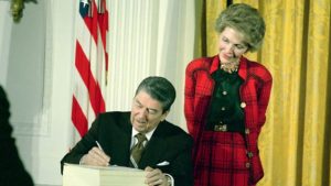 Image: Ronald Reagan, with Nancy Reagan, signing the Anti Drug Abuse Act of 1988