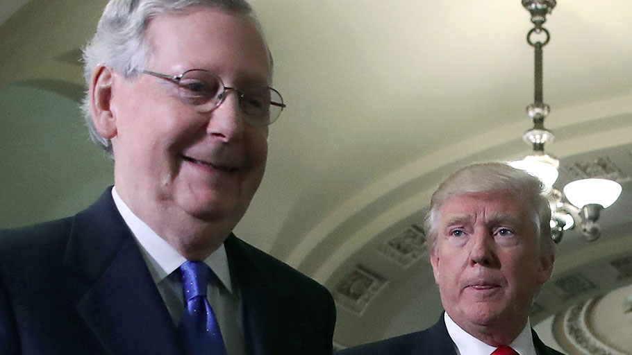 Mitch McConnell, Donald Trump