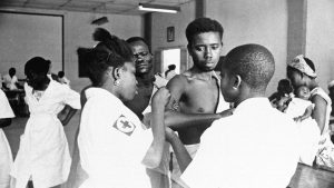 Anti-smallpox shots in now DR Congo 1962