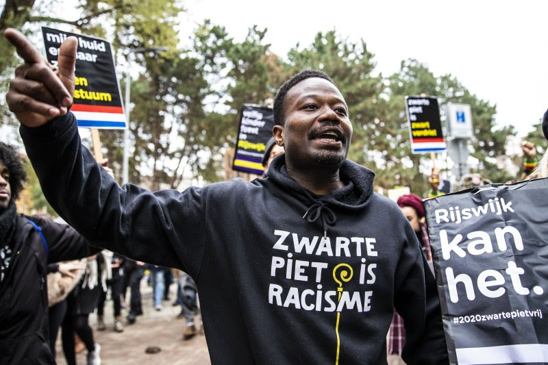 Netherlands-Protest-Kick-Out-Zwarte-Piet-910x512