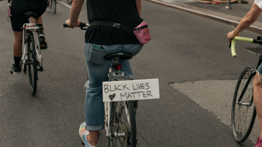 Black-Lives-Matter-Cyclist-Protester-910x512