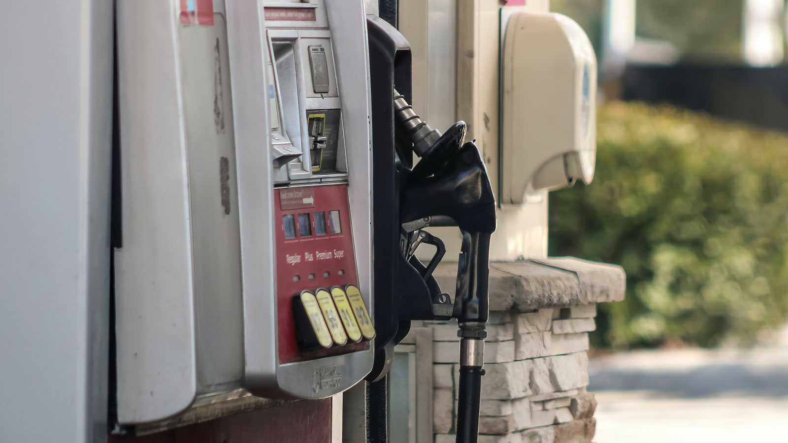 Gas price pain hammers poor