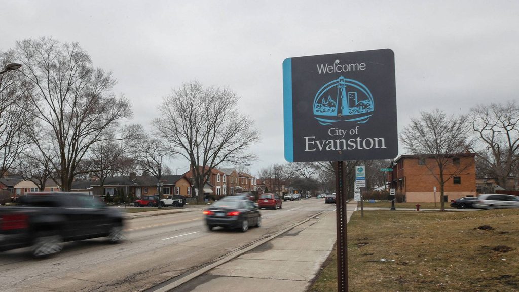Welcome to Evanston sign.