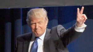 Trump - peace sign