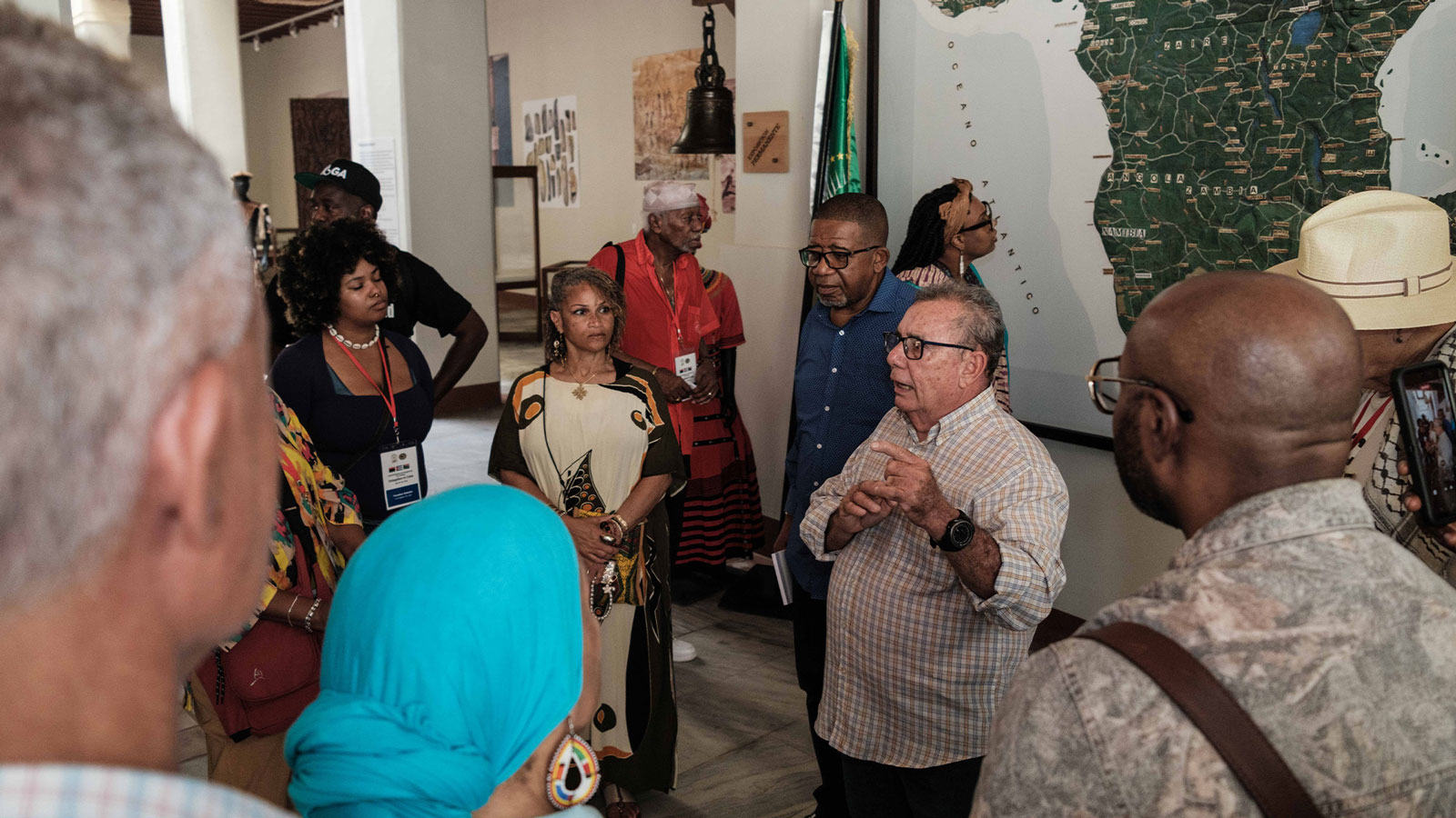 Alberto Granado Duque leads members of the IBW/PAUD delegation during a tour of Casa de África in Old Havana.