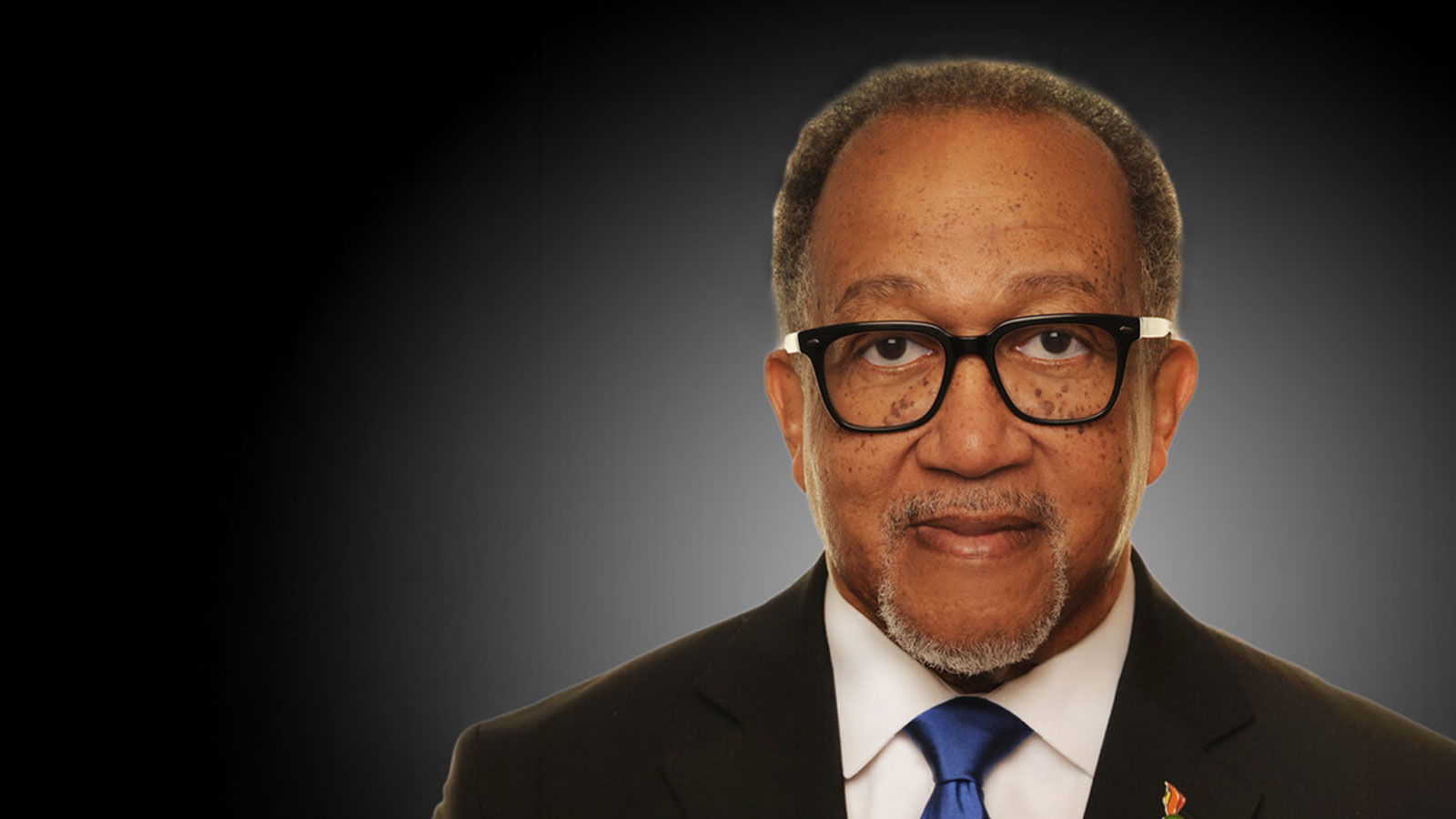 Two Systems of Justice: How Success Makes Leaders of Color Targets